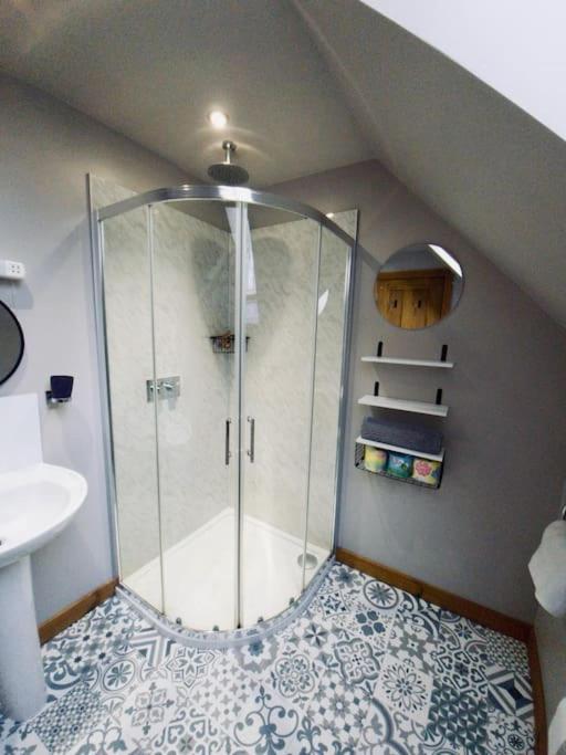 Artro Lodge Luxury 3 Bedroom, 3 Bathroom & Hot Tub Llanbedr  Esterno foto