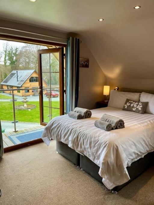 Artro Lodge Luxury 3 Bedroom, 3 Bathroom & Hot Tub Llanbedr  Esterno foto